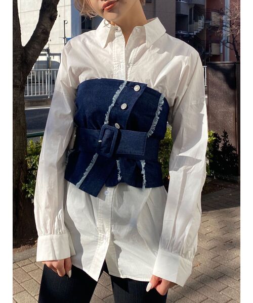 EMODA（エモダ）の「フリンジビスチェシャツ（シャツ/ブラウス・レディース・インディゴブルー/ベージュ/ブラック・FREE）」の13枚目の写真