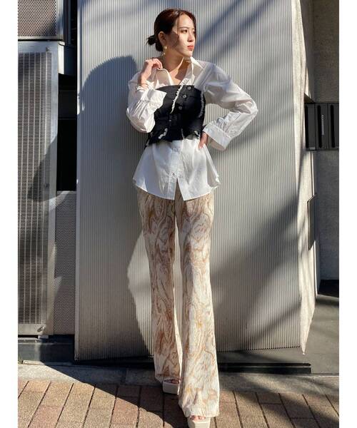 EMODA（エモダ）の「フリンジビスチェシャツ（シャツ/ブラウス・レディース・インディゴブルー/ベージュ/ブラック・FREE）」の10枚目の写真