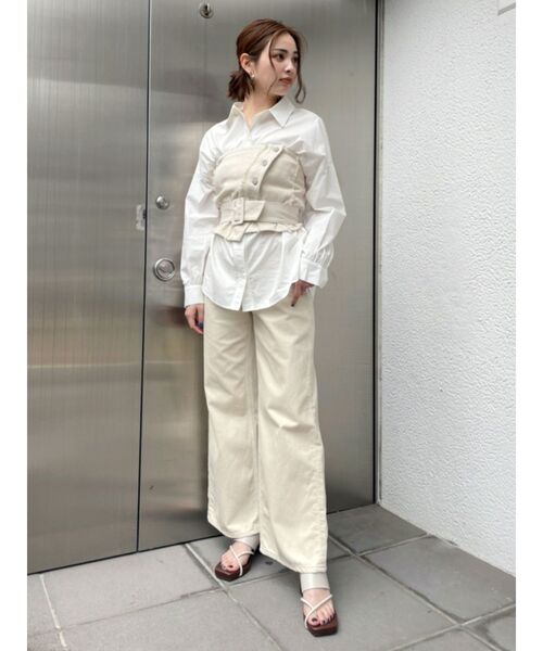 EMODA（エモダ）の「フリンジビスチェシャツ（シャツ/ブラウス・レディース・インディゴブルー/ベージュ/ブラック・FREE）」の8枚目の写真