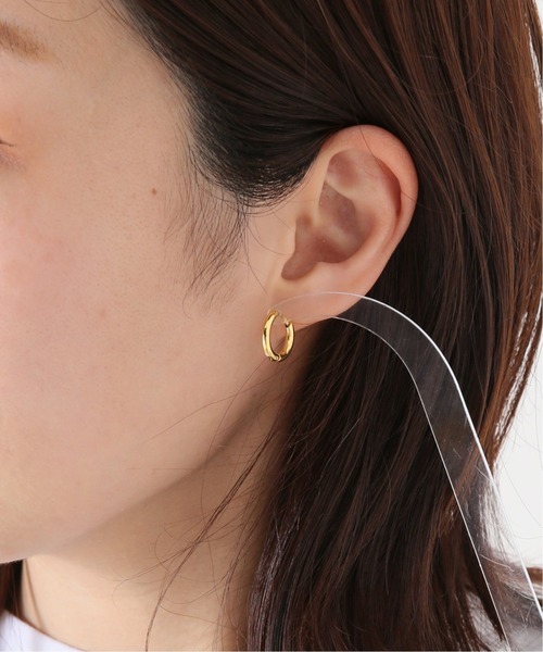 VERMEIL par iena(ヴェルメイユパーイエナ)の「【LAVER/ラバー】別注 ピアス SMALL(ゴールド)(ピアス(両耳用)・レディース・ゴールド・FREE)」の3枚目の写真