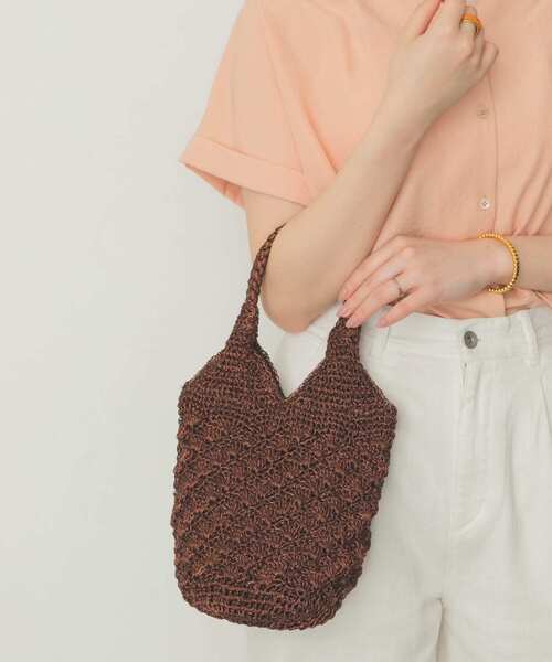 RODE SKO（ロデスコ）の「FEDY 編み込みくりてバッグ（ハンドバッグ・レディース・シルバー/ブラック/ブラウン・ONE）」の6枚目の写真