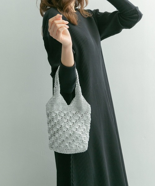 RODE SKO（ロデスコ）の「FEDY 編み込みくりてバッグ（ハンドバッグ・レディース・シルバー/ブラック/ブラウン・ONE）」の20枚目の写真