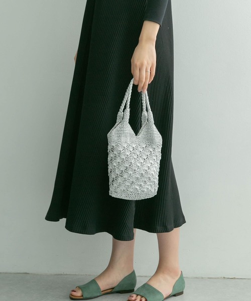 RODE SKO（ロデスコ）の「FEDY 編み込みくりてバッグ（ハンドバッグ・レディース・シルバー/ブラック/ブラウン・ONE）」の21枚目の写真