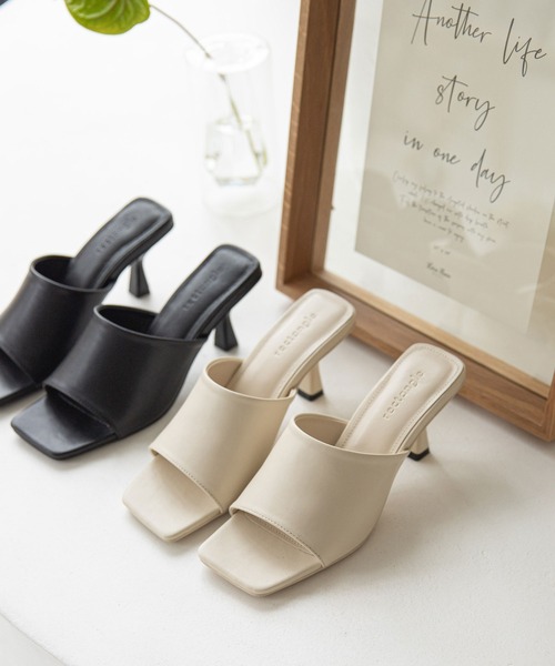 rectangle（レクタングル）の「スクエアトゥヒールサンダル（サンダル・レディース・ブラック/イエロー/グリーン/アイボリー・SMALL/MEDIUM/LARGE）」の12枚目の写真