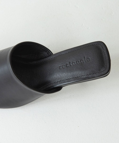 rectangle（レクタングル）の「スクエアトゥヒールサンダル（サンダル・レディース・ブラック/イエロー/グリーン/アイボリー・SMALL/MEDIUM/LARGE）」の11枚目の写真