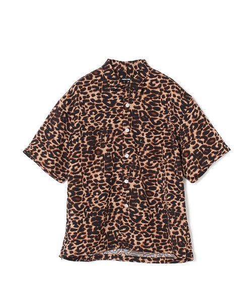 CONVERSE STARS（コンバーススターズ）の「レオパードオープンカラーシャツ（シャツ/ブラウス・メンズ・オレンジ/ブラック・MEDIUM/LARGE）」の2枚目の写真