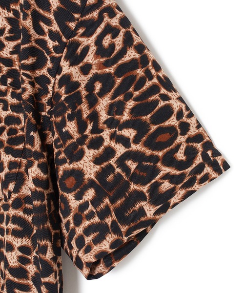 CONVERSE STARS（コンバーススターズ）の「レオパードオープンカラーシャツ（シャツ/ブラウス・メンズ・オレンジ/ブラック・MEDIUM/LARGE）」の7枚目の写真