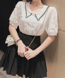 ガーリーパフショルダーブラウス