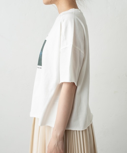 PUAL CE CIN(ピュアルセシン)の「フォトプリントショート丈ショートスリーブTシャツ(Tシャツ/カットソー・レディース・ホワイト系1/ホワイト系2/ライトグレー/ベージュ・FREE)」の12枚目の写真