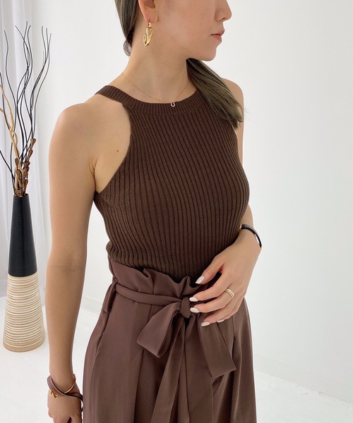 StyleSea(スタイルシー)の「コットンリブアメスリTOPS(タンクトップ・レディース・ブラック/ベージュ/ブラウン/オフホワイト/オリーブ・FREE)」の13枚目の写真