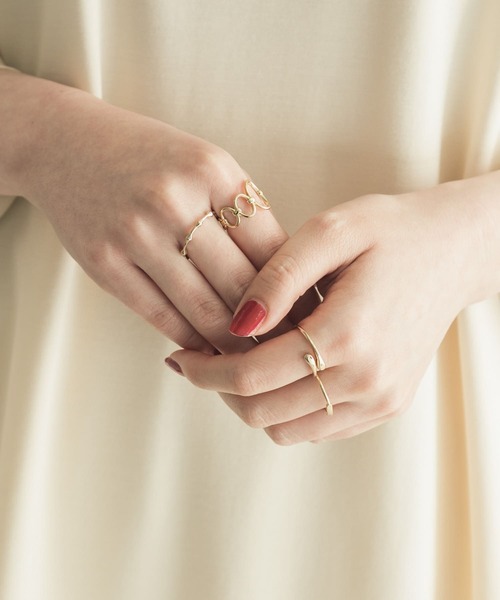 SMELLY（スメリー）の「4セットリング（リング・レディース・ゴールド・-）」の6枚目の写真