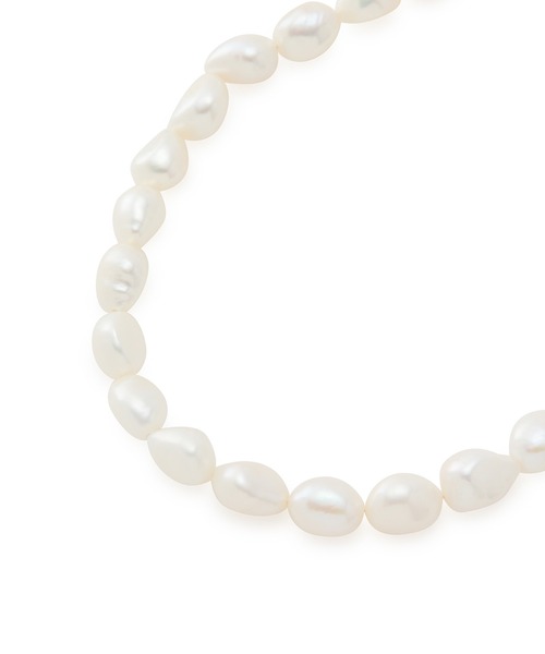 ADAM ET ROPE'（アダムエロペ）の「【ucalypt】別注LARGE BAROQUE PEARL NECKLACE（ネックレス・レディース・ホワイト・FREE）」の6枚目の写真