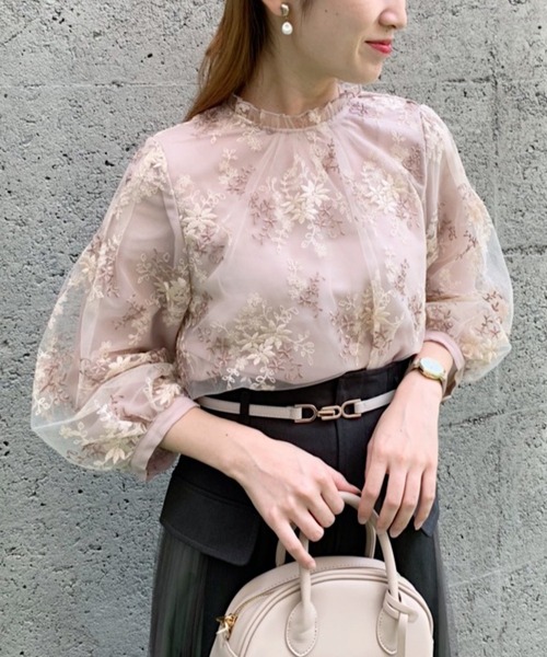 mysty woman（ミスティウーマン）の「【9/2 ヒルナンデスOA放映アイテム】フローラル刺繍7分袖ブラウス 217550（その他トップス・レディース・ブラック/オフホワイト/イエロー/モカ・FREE）」の3枚目の写真