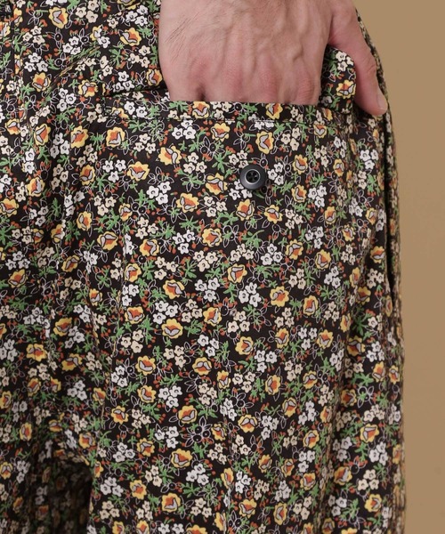 ケイタマルヤマ　秋冬　テーパードパンツ　花柄　ベージュ　黄色　オレンジ　茶　S ケイタマルヤマ秋冬テーパードパンツ花柄ベージュ黄色オレンジ茶S