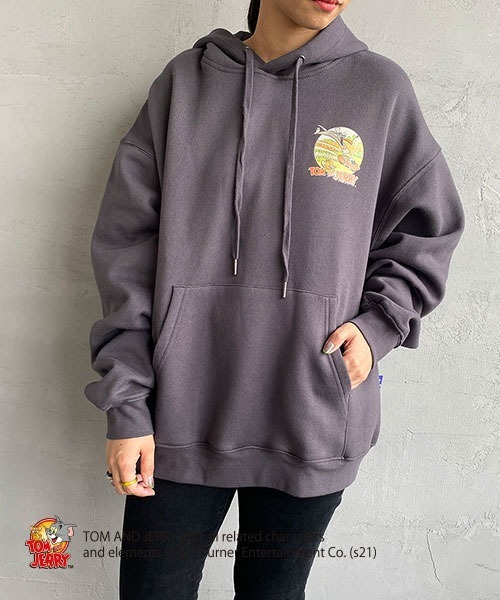 B ONE SOUL（ビーワンソウル）の「【WEB限定】[SEQUENCE BY B-ONE-SOUL/シークエンス] トムとジェリー コミックプリントプルオーバーパーカー（パーカー・レディース・チャコールグレー/パープル/オートミール・M/L/XL）」の19枚目の写真