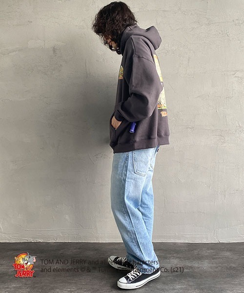 B ONE SOUL（ビーワンソウル）の「【WEB限定】[SEQUENCE BY B-ONE-SOUL/シークエンス] トムとジェリー コミックプリントプルオーバーパーカー（パーカー・レディース・チャコールグレー/パープル/オートミール・M/L/XL）」の13枚目の写真