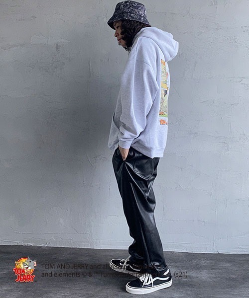 B ONE SOUL（ビーワンソウル）の「【WEB限定】[SEQUENCE BY B-ONE-SOUL/シークエンス] トムとジェリー コミックプリントプルオーバーパーカー（パーカー・レディース・チャコールグレー/パープル/オートミール・M/L/XL）」の8枚目の写真