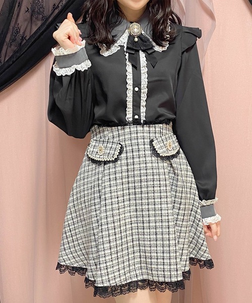 ROJITA（ロジータ）の「配色チュールフリル衿ブラウス（シャツ/ブラウス・レディース・パープル/ホワイト/ブラック・FREE）」の2枚目の写真