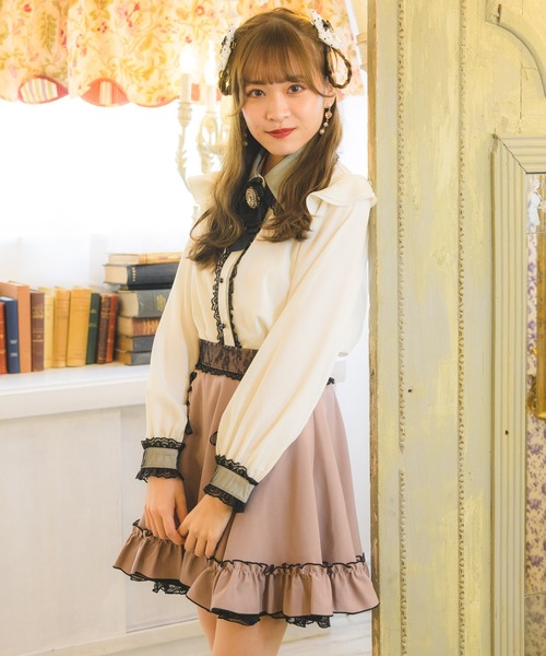 ROJITA（ロジータ）の「配色チュールフリル衿ブラウス（シャツ/ブラウス・レディース・パープル/ホワイト/ブラック・FREE）」の22枚目の写真