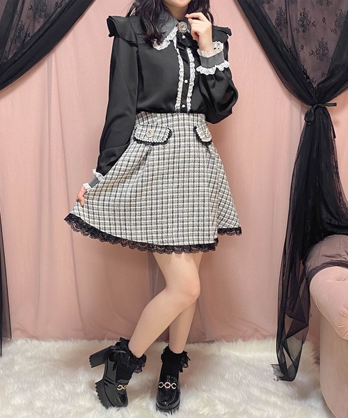 ROJITA（ロジータ）の「配色チュールフリル衿ブラウス（シャツ/ブラウス・レディース・パープル/ホワイト/ブラック・FREE）」の12枚目の写真