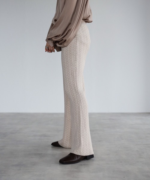 4youstory（フォーユーストーリー）の「ジャガードニットソフトフレアパンツ（その他パンツ・レディース・ブラック/ベージュ/オレンジ・FREE）」の5枚目の写真