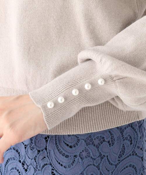 index(インデックス)の「◆【エマール検証済み】イタリア糸カフスボタンニット【WEB限定カラー・サイズ】(ニット/セーター・レディース・ライトグレー/ブラック/ブラウン系その他/ベビーピンク/グレー系4/ブルー・40/38/36/42)」の13枚目の写真