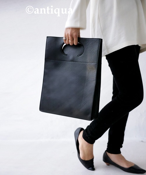 antiqua（アンティカ）の「2WAYバッグ（クラッチバッグ・レディース・ブラック・FREE）」の3枚目の写真