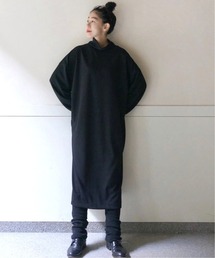 ポンチハイネックワンピース