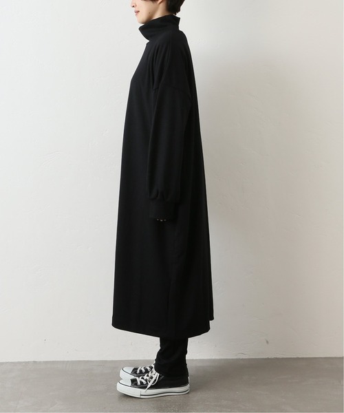 JOURNAL STANDARD LUXE（ジャーナルスタンダード　ラックス）の「ポンチハイネックワンピース（ワンピース・レディース・ブラック・FREE）」の3枚目の写真