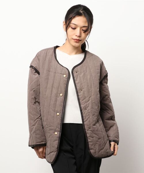 KOBE LETTUCE（コウベレタス）の「ラインキルトノーカラーコート[K1039]（ノーカラーコート・レディース・ブラウン系/ライトカーキ/アイボリー・FREE）」の3枚目の写真