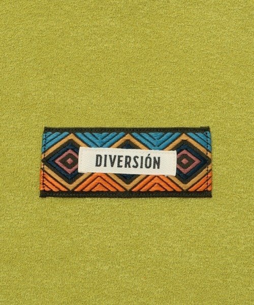 チチカカ（チチカカ）の「ブークレ裏起毛テープロゴプルオーバー（スウェット・レディース・パープル/ライム/ブラック・FREE）」の11枚目の写真