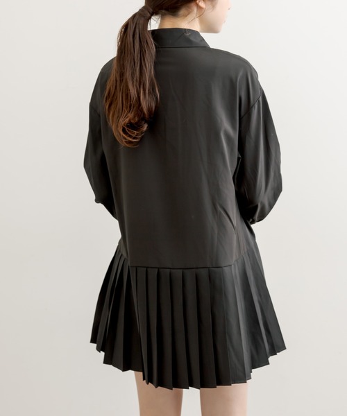 OLIVE des OLIVE(オリーブデオリーブ)の「プリーツチュニック(シャツ/ブラウス・レディース・オフホワイト/ブラック/スミクロ・FREE)」の12枚目の写真