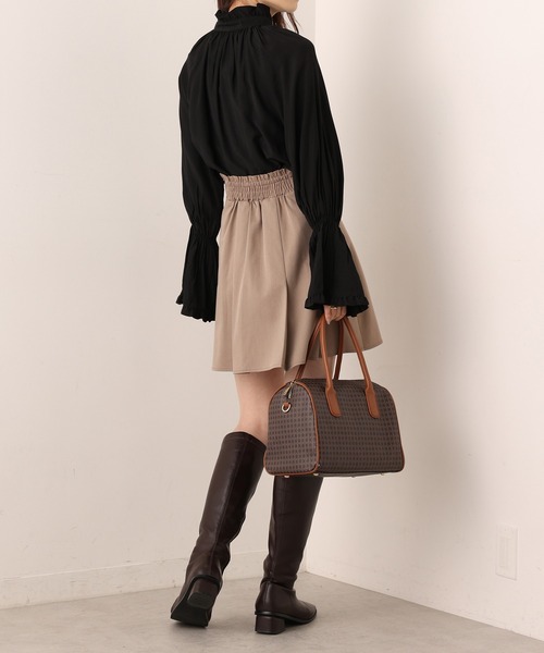 one after another NICE CLAUP(ワンアフターアナザーナイスクラップ)の「<着脱可能!>プチハイネックフリル衿ブラウス(シャツ/ブラウス・レディース・ブラック/ベージュ/オフホワイト・FREE)」の10枚目の写真