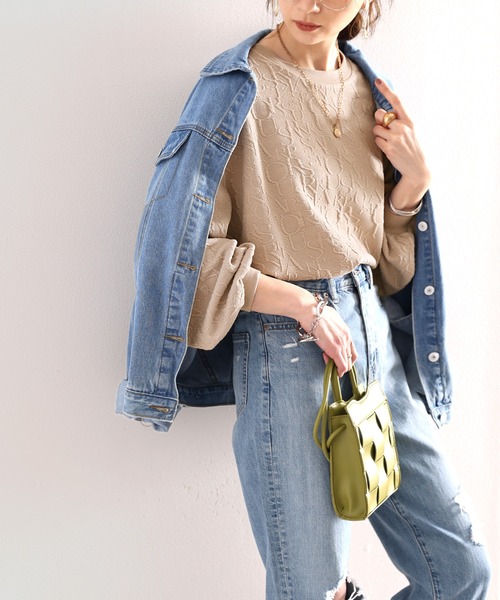 classicalelf(クラシカルエルフ)の「ぽこぽこアルファベット。ジャガードbigシルエットプルオーバー ロンT(Tシャツ/カットソー・レディース・ホワイト/ブラック/ベージュ系その他・SMALL/MEDIUM/LARGE/X-LARGE)」の3枚目の写真