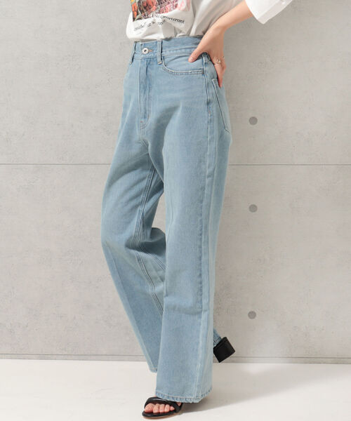 fredy repit(フレディレピ)の「センタープレス ストレートデニムパンツ(デニムパンツ・レディース・ライトブルー/ネイビー・38/36)」の9枚目の写真