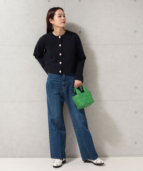 fredy repit(フレディレピ)の「センタープレス ストレートデニムパンツ(デニムパンツ・レディース・ライトブルー/ネイビー・38/36)」の11枚目の写真