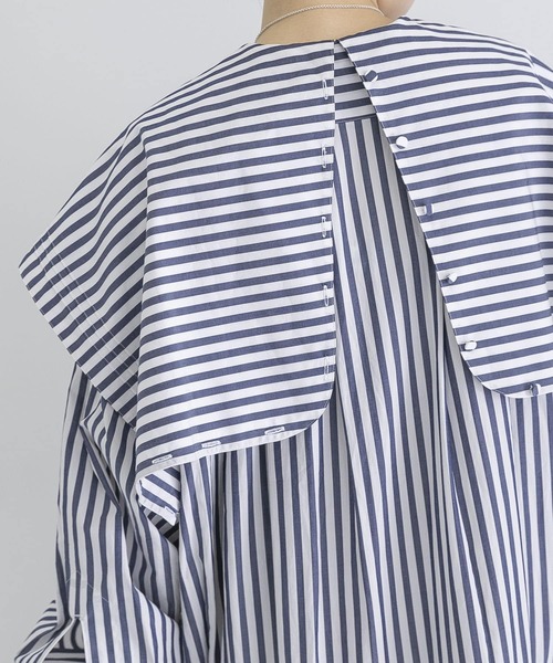 URBAN RESEARCH(アーバンリサーチ)の「iI big collar onepiece(ワンピース・レディース・ブルー/ボルドー・ONE)」の19枚目の写真