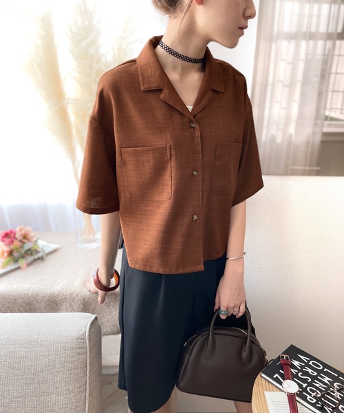 classicalelf（クラシカルエルフ）の「大人のリラックスムード。リネンライクショート丈開襟シャツ（シャツ/ブラウス・レディース・ブラック/ベージュ/アイボリー/モカ・SMALL/MEDIUM/LARGE/X-LARGE）」の5枚目の写真