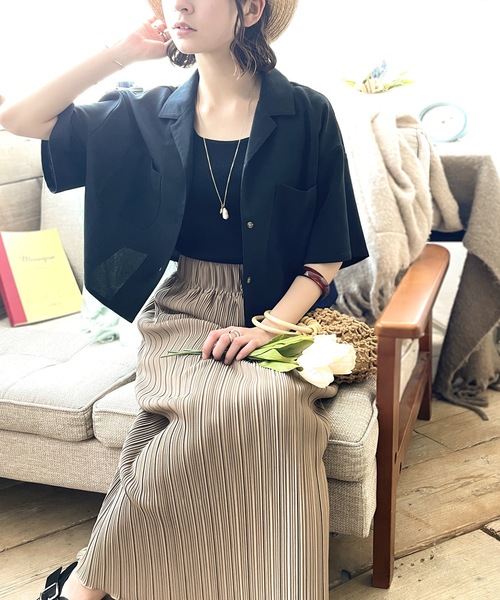 classicalelf（クラシカルエルフ）の「大人のリラックスムード。リネンライクショート丈開襟シャツ（シャツ/ブラウス・レディース・ブラック/ベージュ/アイボリー/モカ・SMALL/MEDIUM/LARGE/X-LARGE）」の8枚目の写真