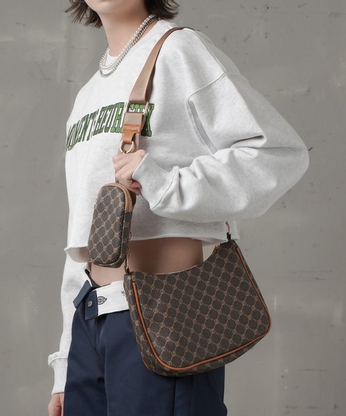 SPINNS（スピンズ）の「【2WAY仕様】ミニポーチ付き フェイクレザーモノグラムショルダーバッグ（ショルダーバッグ・レディース・ブラック/ベージュ/ブラウン・ONESIZE）」の17枚目の写真