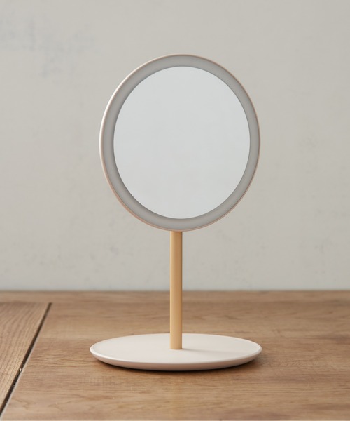 BIRTHDAY BAR（バースデイバー）の「TRAVEL MAKEUP MIRROR LED付き 折りたたみスタンドミラー（手鏡/メイクミラー・レディース・ホワイト/ピンク・フリー）」の10枚目の写真