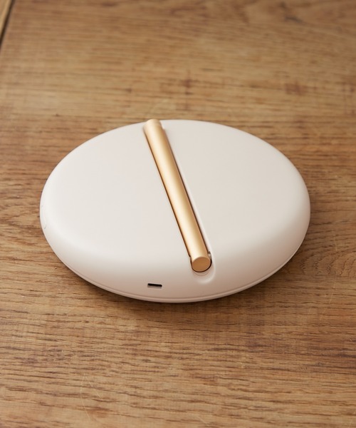 BIRTHDAY BAR（バースデイバー）の「TRAVEL MAKEUP MIRROR LED付き 折りたたみスタンドミラー（手鏡/メイクミラー・レディース・ホワイト/ピンク・フリー）」の20枚目の写真