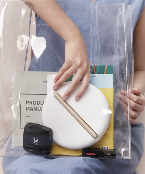 BIRTHDAY BAR（バースデイバー）の「TRAVEL MAKEUP MIRROR LED付き 折りたたみスタンドミラー（手鏡/メイクミラー・レディース・ホワイト/ピンク・フリー）」の3枚目の写真