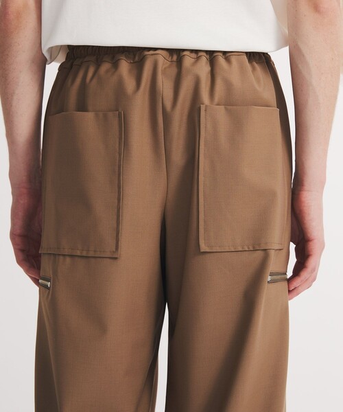 UNITED TOKYO(ユナイテッドトウキョウ)の「ウールZIPミリタリーパンツ(カーゴパンツ・メンズ・ブラック/ベージュ・1/2/3)」の16枚目の写真