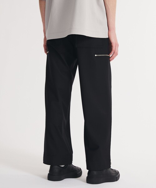 UNITED TOKYO(ユナイテッドトウキョウ)の「ウールZIPミリタリーパンツ(カーゴパンツ・メンズ・ブラック/ベージュ・1/2/3)」の13枚目の写真