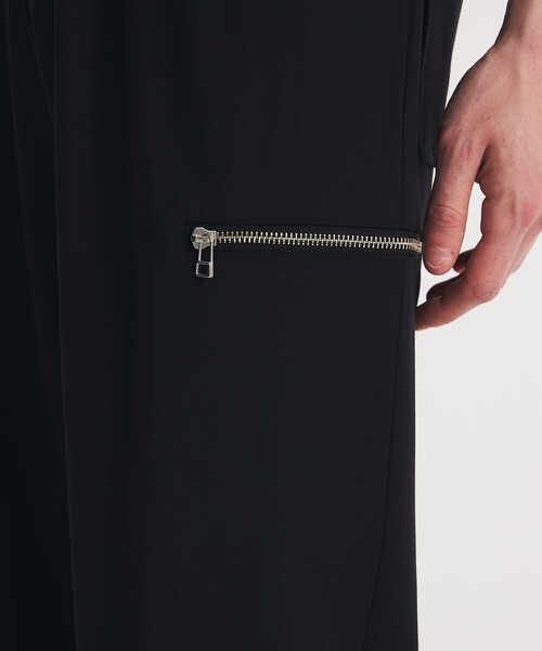 UNITED TOKYO(ユナイテッドトウキョウ)の「ウールZIPミリタリーパンツ(カーゴパンツ・メンズ・ブラック/ベージュ・1/2/3)」の5枚目の写真