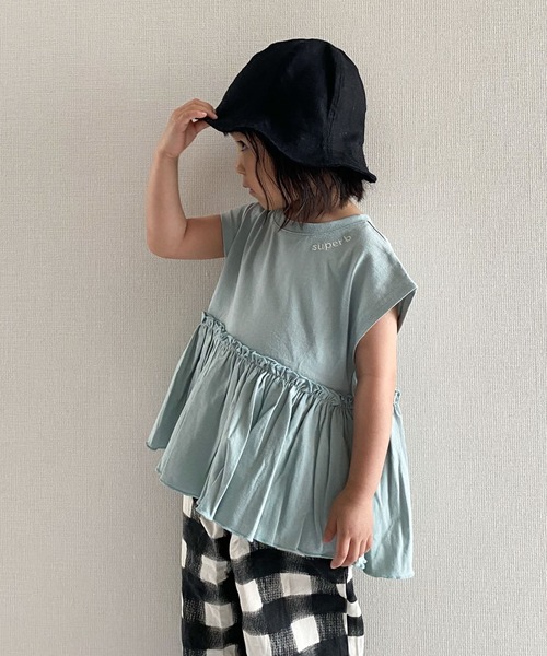 CIAOPANIC TYPY(チャオパニックティピー)の「【KIDS】ギャザーノースリーブ刺繍Tee(Tシャツ/カットソー・キッズ・チャコールグレー/サックスブルー/アイボリー・SMALL/MEDIUM/LARGE/X-LARGE/XX-LARGE)」の3枚目の写真