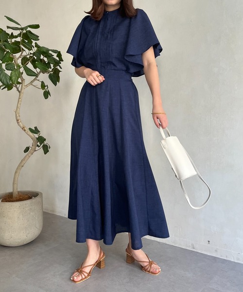 prose verse（プロズヴェール）の「タックフリルブラウス×フレアスカートセットアップ（ワンピース・レディース・ネイビー/レッド/グリーン・MEDIUM）」の5枚目の写真