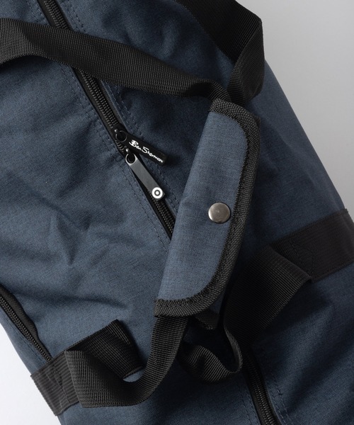 Ben Sherman(ベンシャーマン)の「BEN SHERMAN ロゴダッフルバッグ(ドラムバッグ・メンズ・ネイビー/グレー・FREE)」の11枚目の写真