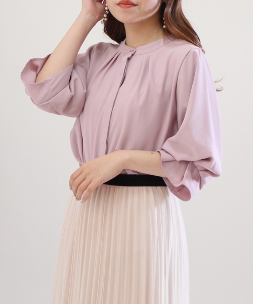 TRUDEA（トルディア）の「ボリュームスリーブブラウス（シャツ/ブラウス・レディース・アイボリー/ミント/チャコールグレー/ベージュ/ピンク/ブルーグリーン/グレー/ダークグリーン/ブラウン/ネイビー/パープル・LARGE/MEDIUM）」の15枚目の写真